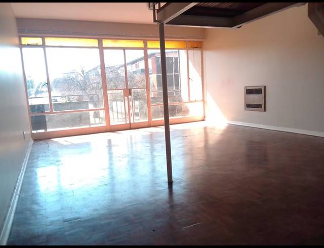 2 BEDROOM PROPERTY TO RENT IN FLORIDA